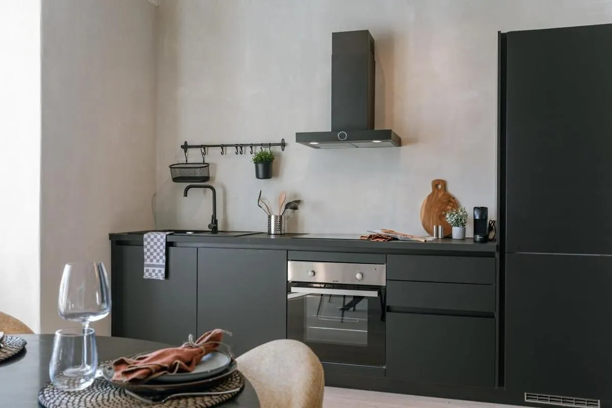 Huswell - Industrial Apartment With Terrace In Antwerp