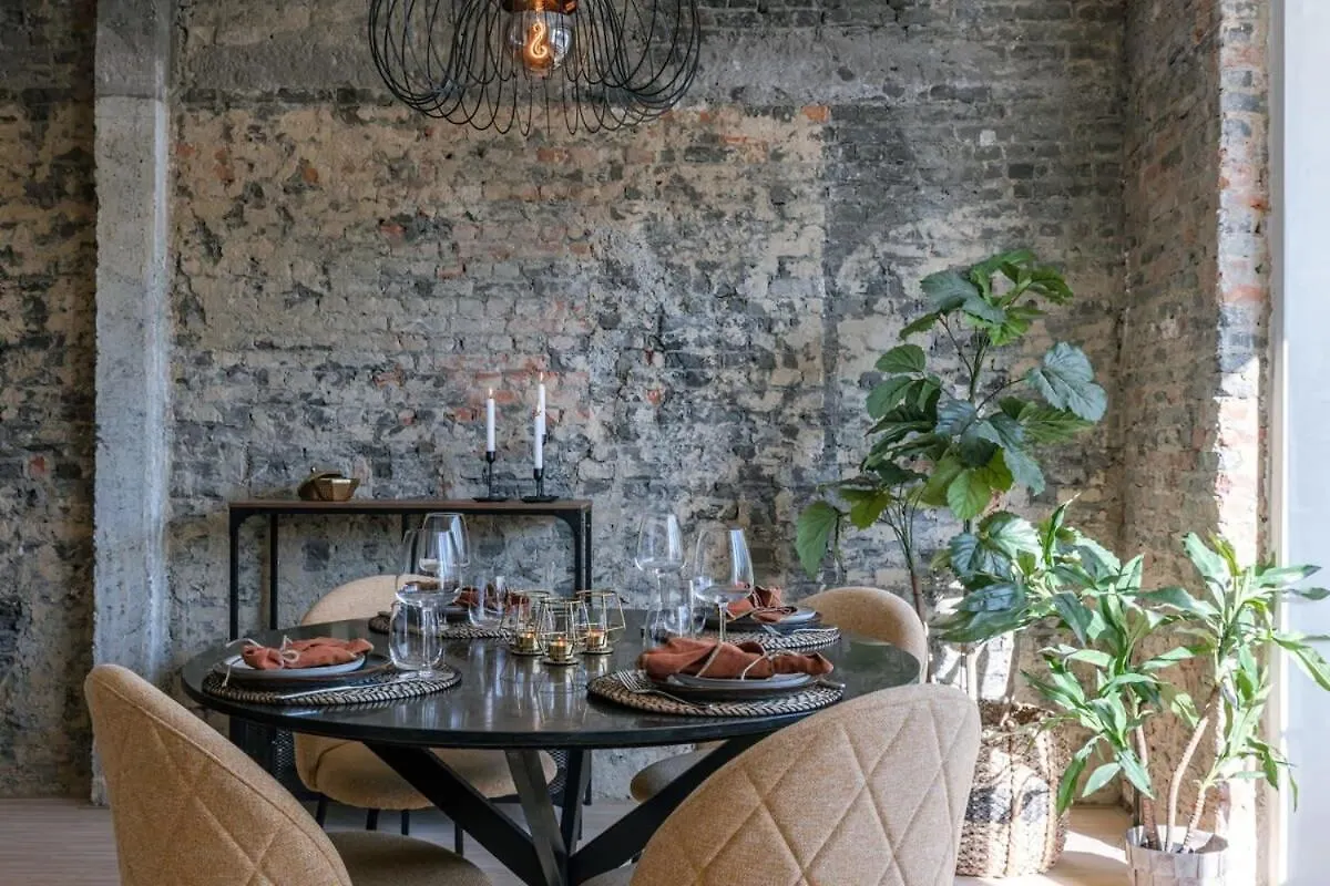 Huswell - Industrial Apartment With Terrace In Antwerp